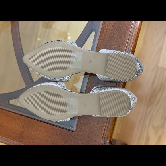 Shoes - Picture 4 of 4